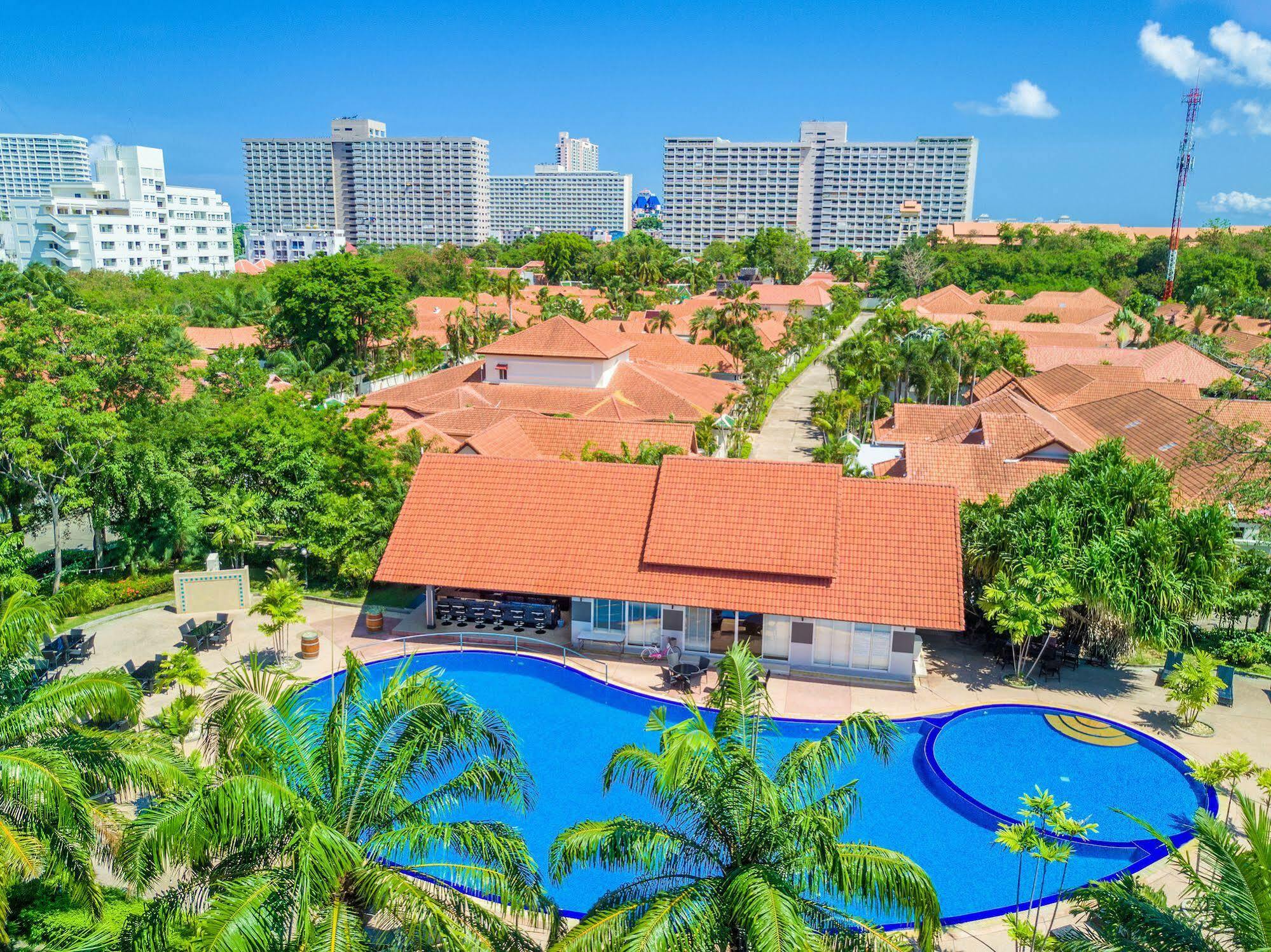 Davinci Pool Villa Pattaya Bagian luar foto